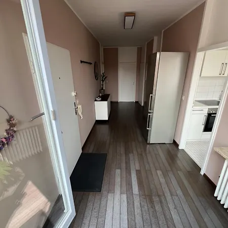 City-apartment With Private Rooftop Terrace * Monaco di Baviera